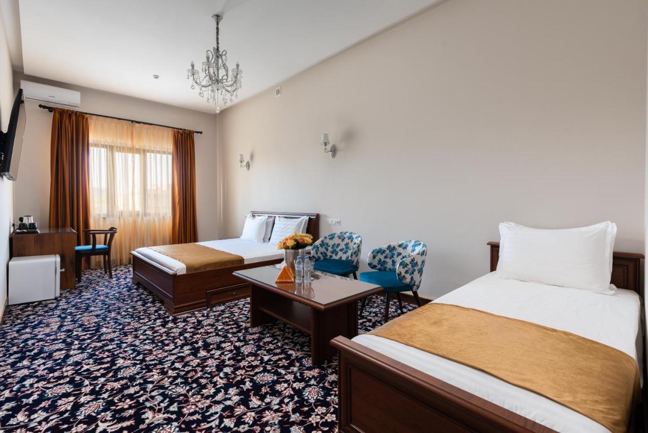 Aqua Hotel Ташкент Екстер'єр фото